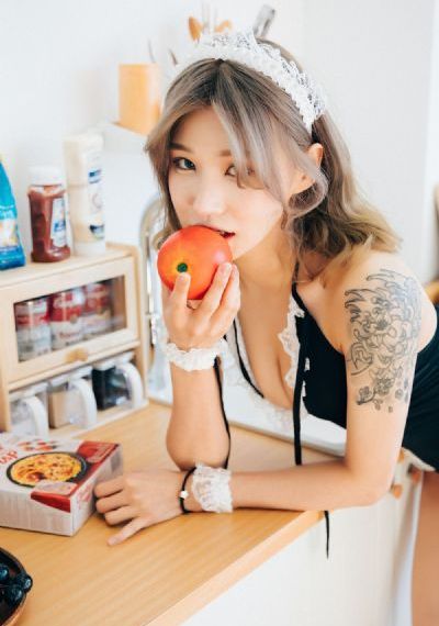 亚洲熟女乱色综合亚洲图片_720电影在线看